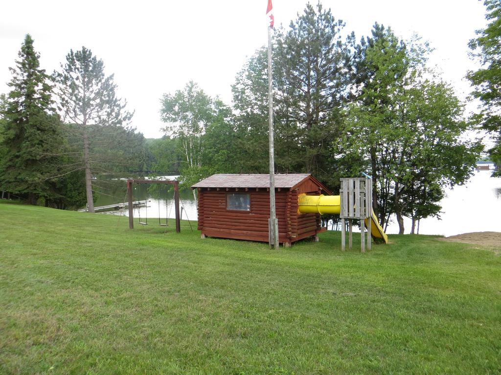 Bondi Village Cottage Resort Lake of Bays Ngoại thất bức ảnh