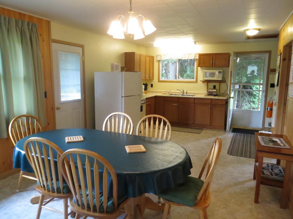 Bondi Village Cottage Resort Lake of Bays Ngoại thất bức ảnh