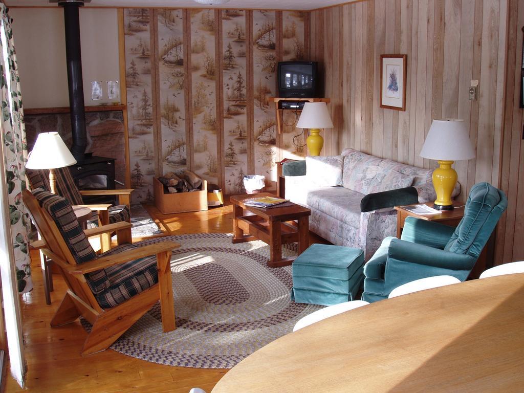 Bondi Village Cottage Resort Lake of Bays Ngoại thất bức ảnh