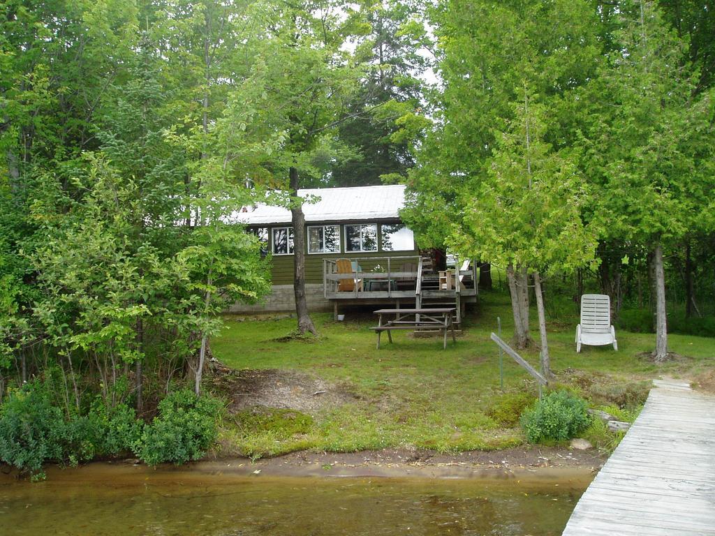 Bondi Village Cottage Resort Lake of Bays Ngoại thất bức ảnh